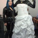 25.03.2016 – Aliceinbondageland – Wedding Dress Fetish – Rubber Crossdressing Transformation – extreme, pain, fetish