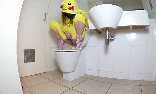Pikachu_Pee_cover