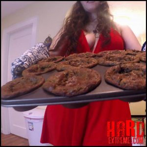 Slave Deserves A Treat! Baking Poop Muffins – LoveRachelle2 – Shitting Ass